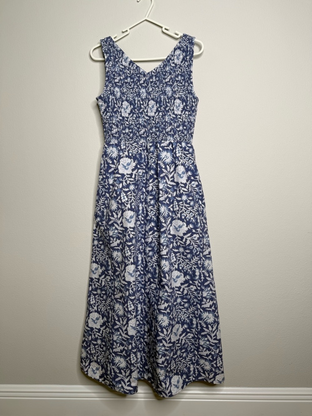 Mara Blue Floral Smocked-Top Midi Dress - Picture 3 of 5